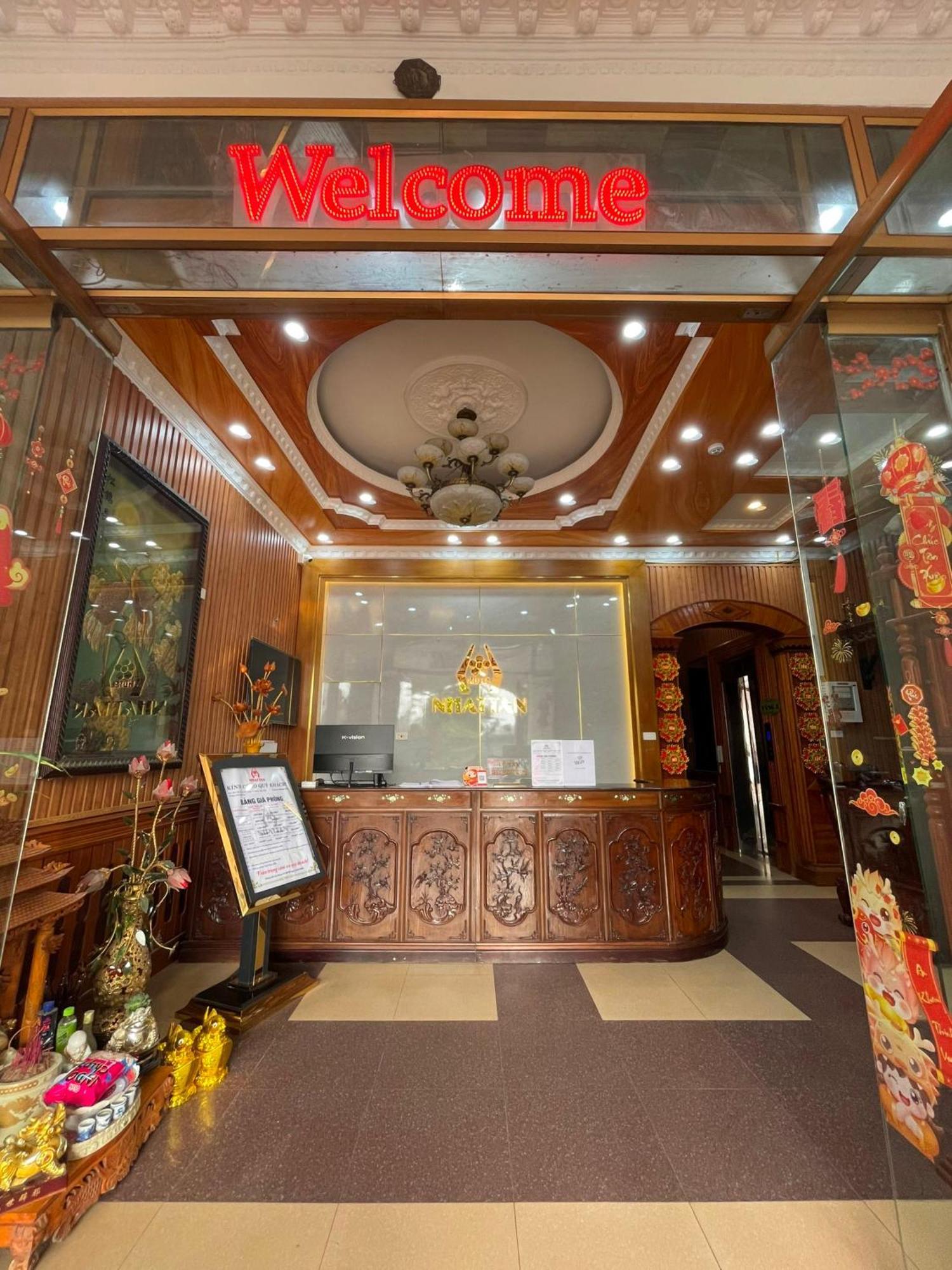 Nhat Tan Hotel Ханой Экстерьер фото