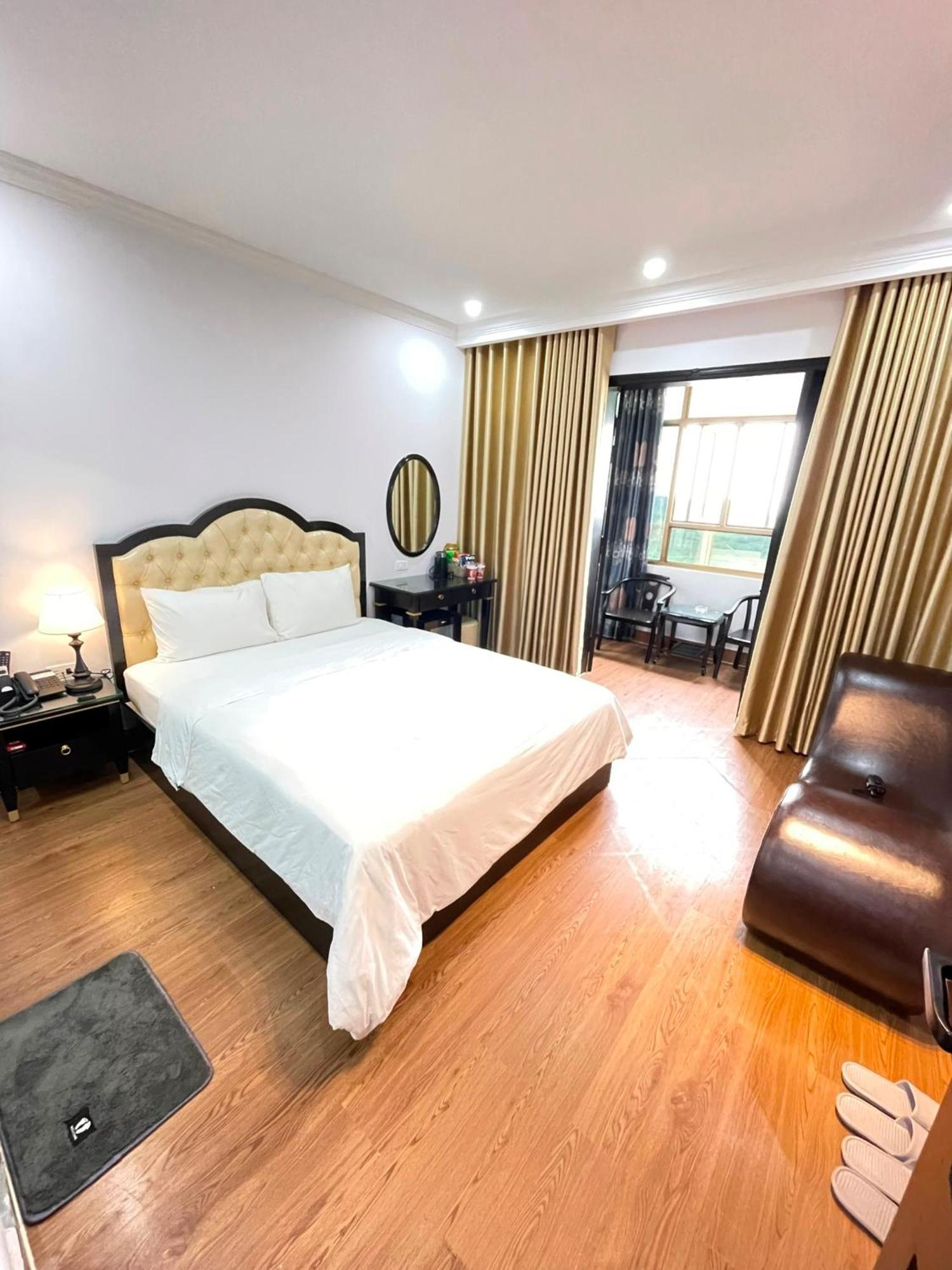 Nhat Tan Hotel Ханой Экстерьер фото