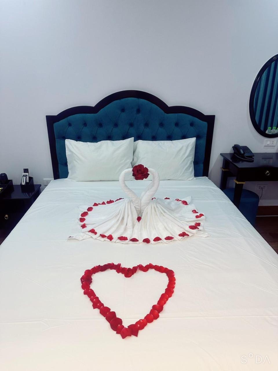 Nhat Tan Hotel Ханой Экстерьер фото
